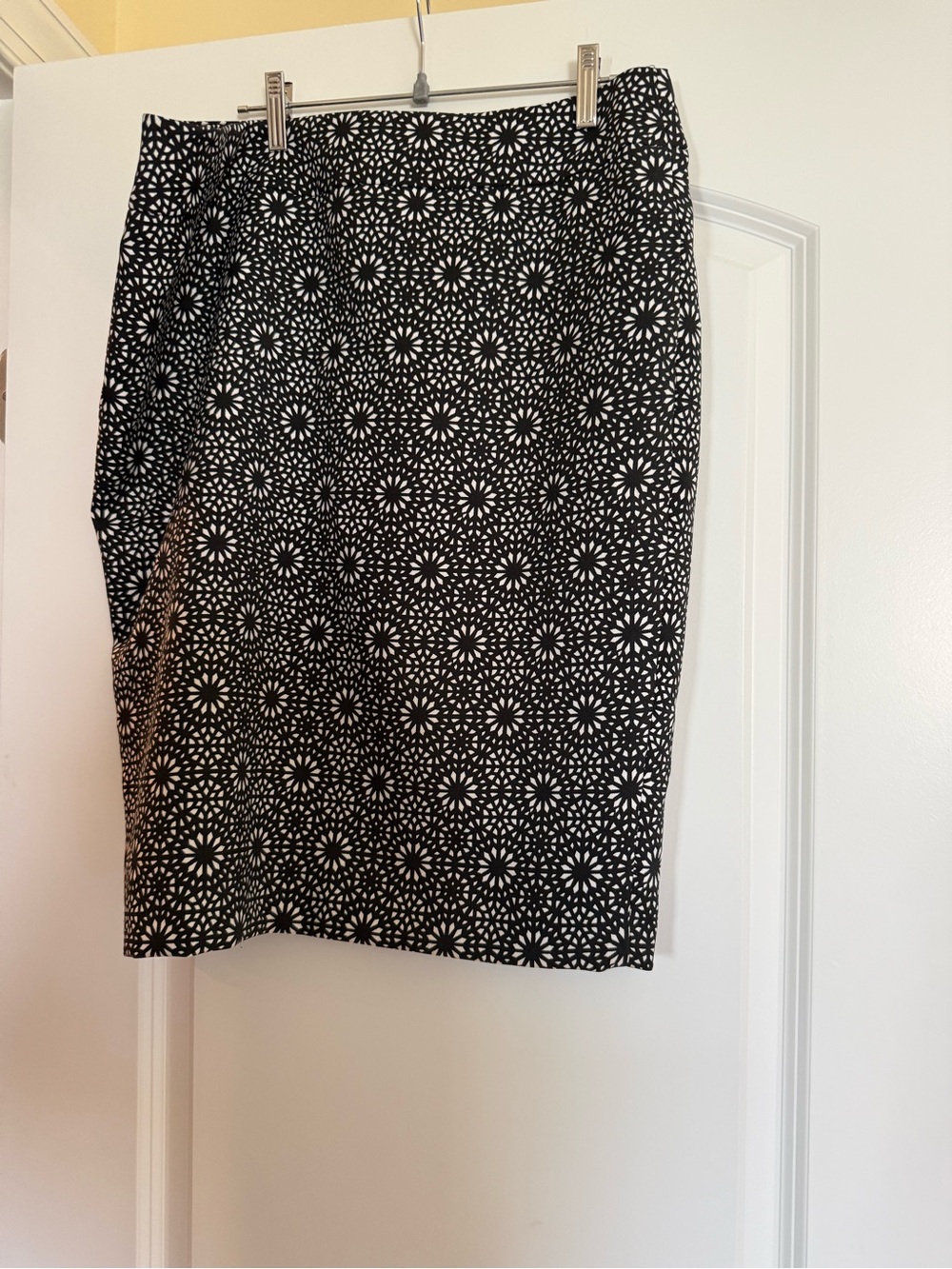 Nine West Black and White Mosaic Pencil Skirt